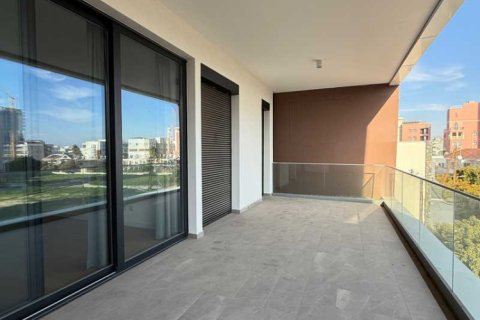 2 bedrooms Apartment in Germasogeia, Cyprus No. 72243 8