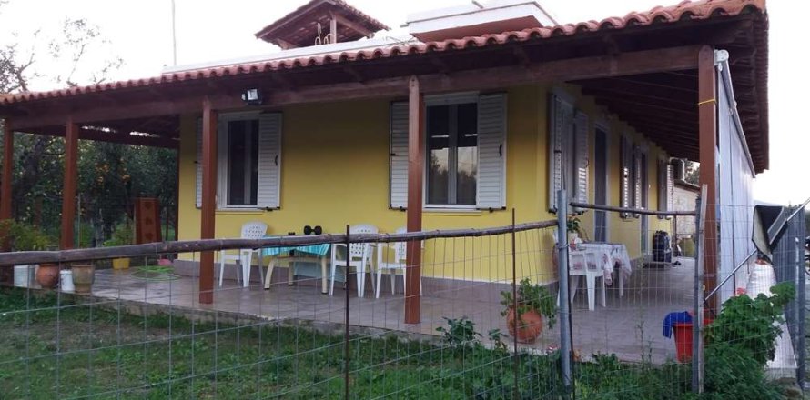 2 bedrooms House in Zakynthos, Greece No. 24595
