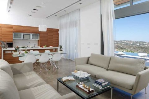 3 bedrooms Villa in Tsada, Cyprus No. 46032 8