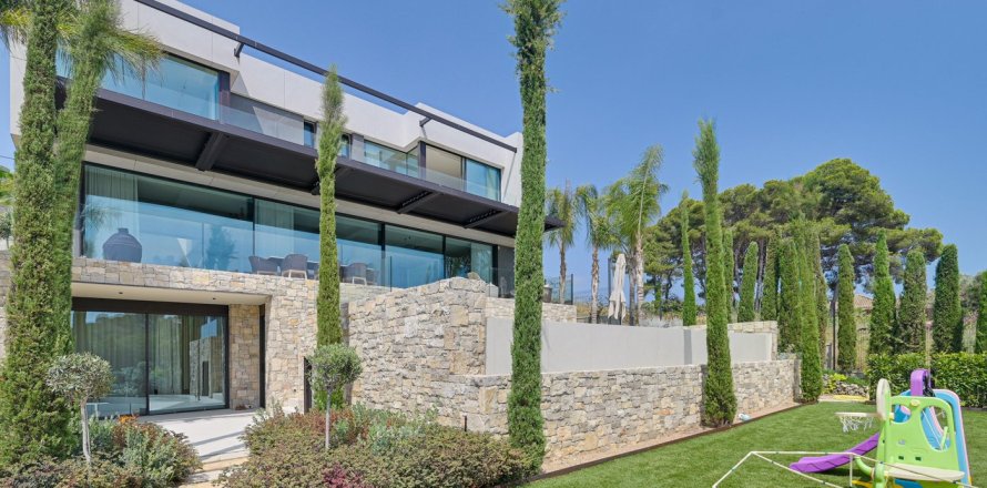 4 dormitorios House en Lloret de Mar, Spain No. 99125