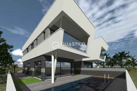 4 bedrooms House in Limassol, Cyprus No. 73343 6