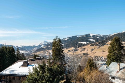 5 bedrooms Apartment in Megeve, France No. 99874 1