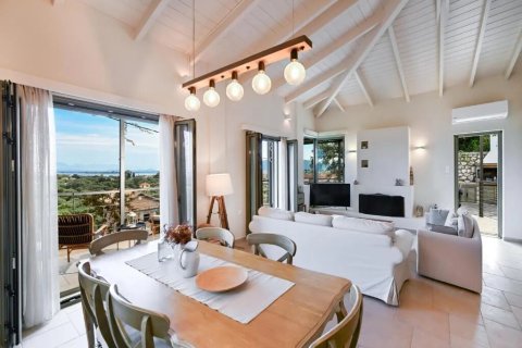 4 bedrooms Villa in Lefkada, Greece No. 117650 3