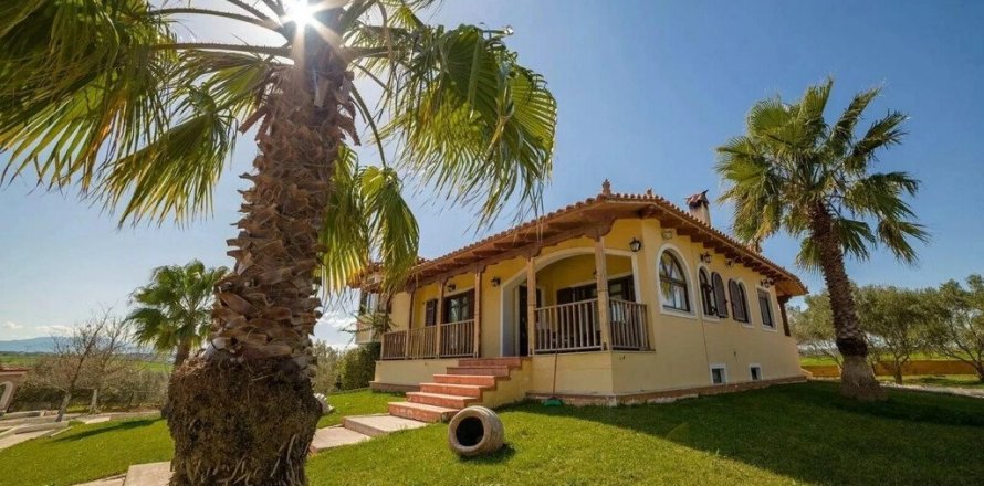 3 bedrooms House in Euboea, Greece No. 54318