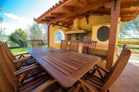 3 bedrooms House in Euboea, Greece No. 54318 15