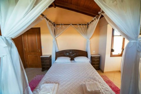 3 bedrooms House in Euboea, Greece No. 54318 10