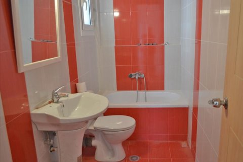 5 chambres Affaires à Loutraki, Greece No. 60164 16