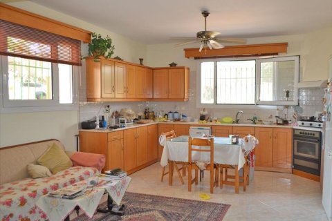 5 chambres Affaires à Loutraki, Greece No. 60164 12