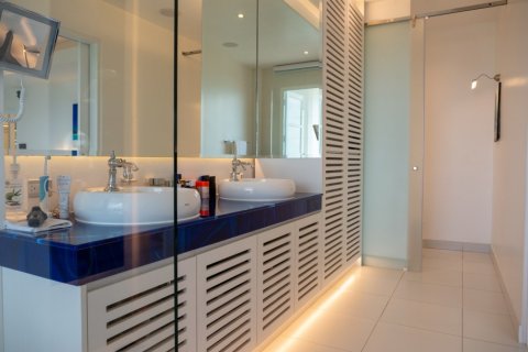 Villa in Phuket, Thailand No. 97436 30