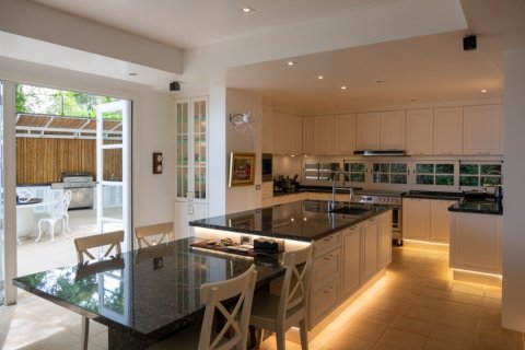 Villa in Phuket, Thailand No. 97436 12