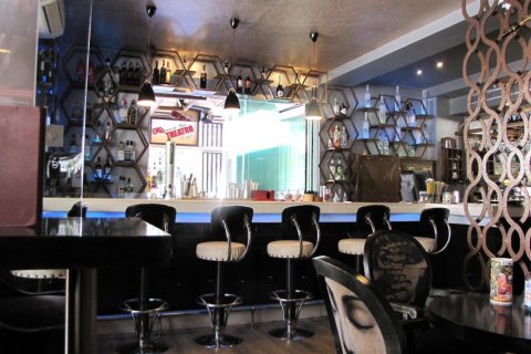 300m² Business in Neapoli, Greece No. 55957 3