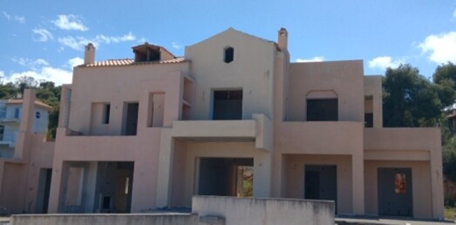740m² Maisonette en Solygeia, Greece No. 107728