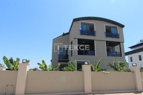 4 bedrooms Villa in Tan Xuan, Vietnam No. 11040 24