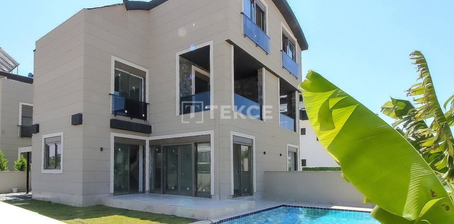 4 dormitorios Villa en Belek, Turkey No. 11040