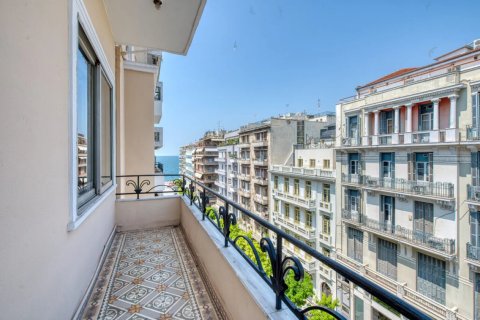 5 chambres Appartement à Thessaloniki, Greece No. 122843