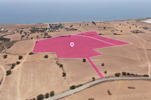 Commercial property en Agios Theodoros, Cyprus No. 36324 1