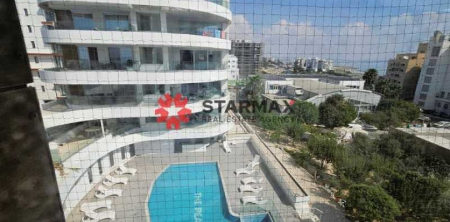 4 bedrooms Apartment in Larnaca, Cyprus No. 82814