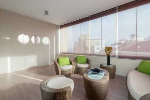 3 bedrooms Apartment in Germasogeia, Cyprus No. 32849 5