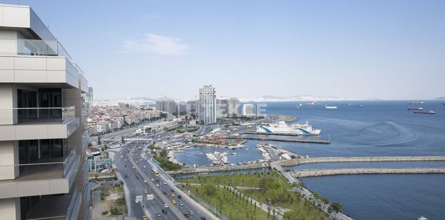 4 dormitorios Apartment en Istanbul, Turkey No. 11203
