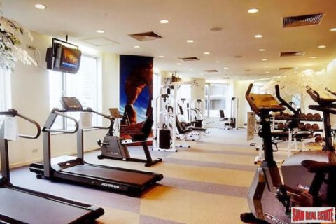 3 bedrooms House in Bangkok, Thailand No. 96616 2