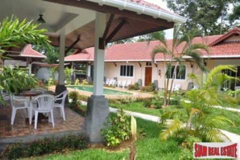 6 bedrooms Villa in Ko Lanta Yai, Thailand No. 96530 10