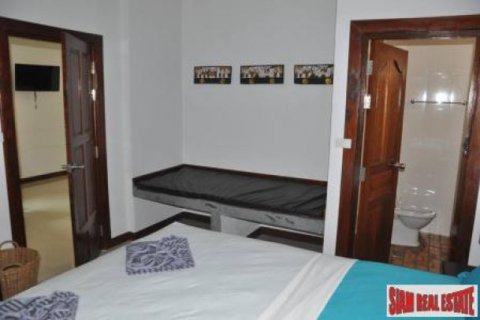 6 bedrooms Villa in Ko Lanta Yai, Thailand No. 96530 8