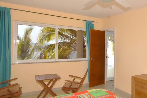 9 bedrooms House in Veracruz, Panama No. 70597 4