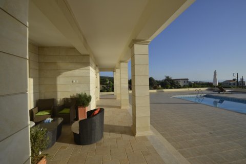 8 bedrooms Villa in Paphos, Cyprus No. 37482 8