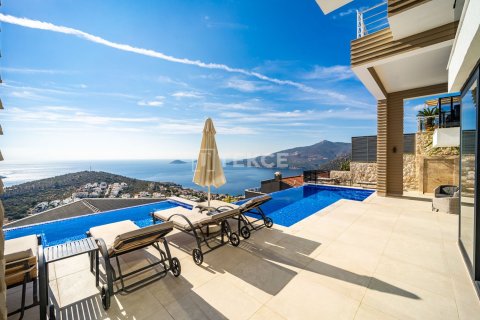 3 bedrooms Villa in Kas, Turkey No. 92991