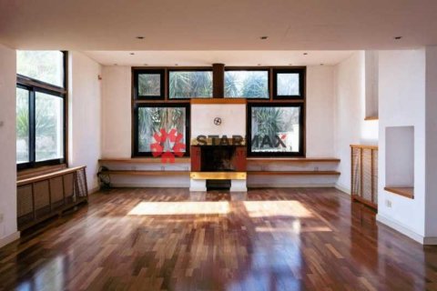 4 chambres House à Strovolos, Cyprus No. 82728 1