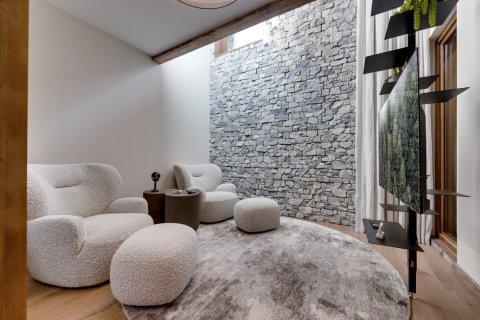 5 bedrooms Apartment in Val-d'Isere, France No. 99895 9