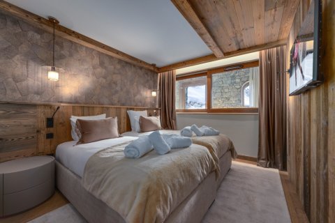 5 bedrooms Apartment in Val-d'Isere, France No. 99895 13