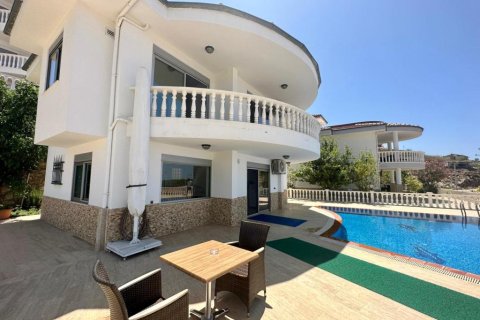 4 rooms Villa in Kargicak, Turkey No. 122590