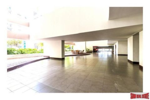 2 bedrooms Apartment in Bangkok, Thailand No. 96839 8