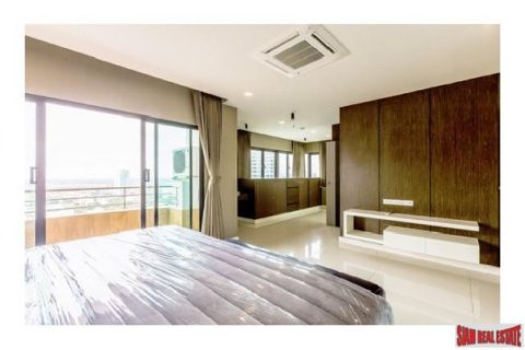 2 bedrooms Apartment in Bangkok, Thailand No. 96839 14