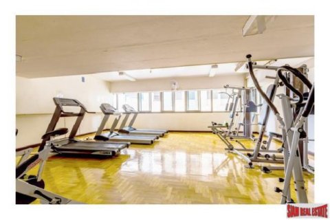 2 bedrooms Apartment in Bangkok, Thailand No. 96839 4