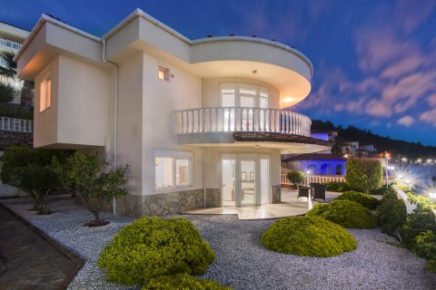 3 bedrooms Villa in Lien Chieu, Vietnam No. 12013 13