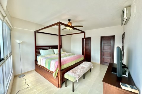 1 dormitorio Apartment en Panamá, Panama No. 128103 14
