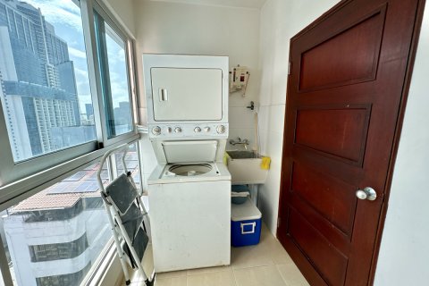 1 dormitorio Apartment en Panamá, Panama No. 128103 8