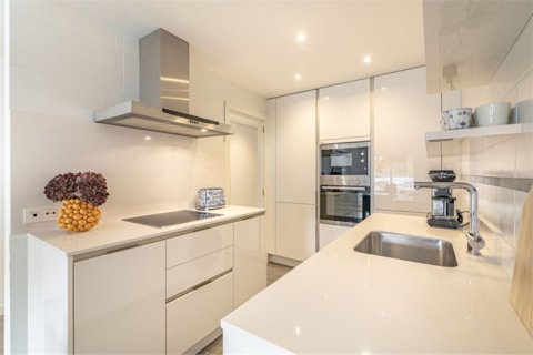 Квартира с 2 спальнями в Hong Phong, Вьетнам №83943 2