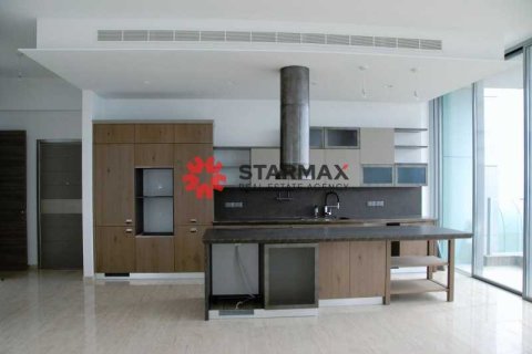 3 bedrooms Apartment in Agios Tychonas, Cyprus No. 82815 4