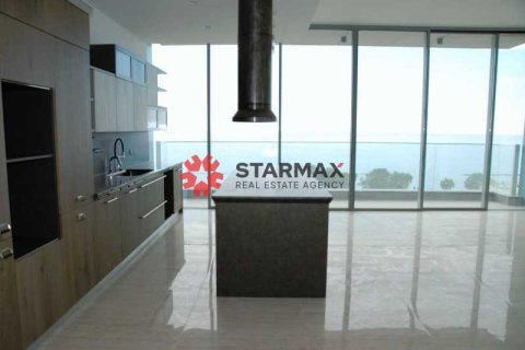 3 bedrooms Apartment in Agios Tychonas, Cyprus No. 82815 6