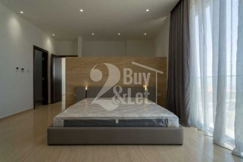 4 bedrooms Villa in Germasogeia, Cyprus No. 77185 7