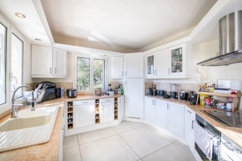 7 bedrooms Villa in Roquefort-les-Pins, France No. 69049 4