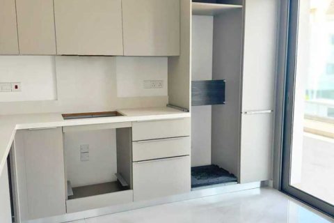 2 bedrooms Apartment in Germasogeia, Cyprus No. 34334 3