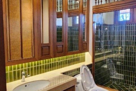 5 bedrooms House in Chiang Mai, Thailand No. 97615 3