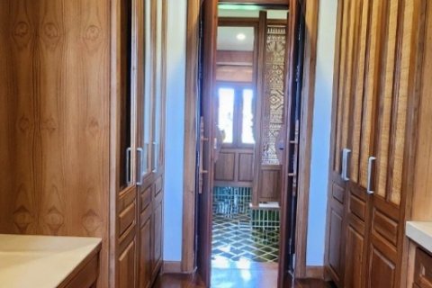 5 bedrooms House in Chiang Mai, Thailand No. 97615 13