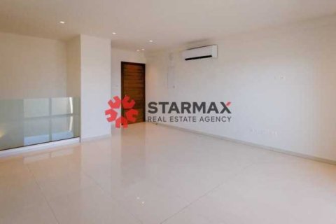 2 bedrooms Apartment in Germasogeia, Cyprus No. 82827 11