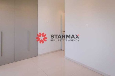 2 bedrooms Apartment in Germasogeia, Cyprus No. 82827 8