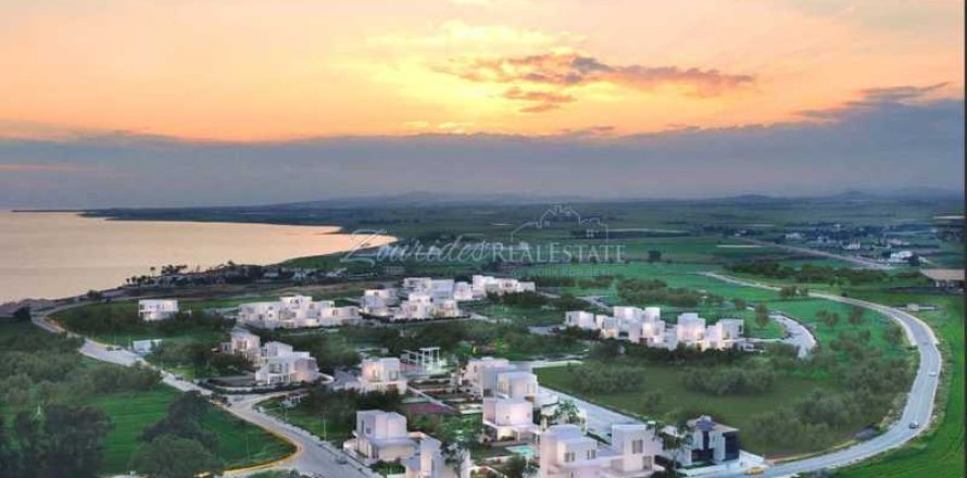 Дом с 3 спальнями в Перволия, Кипр №77152